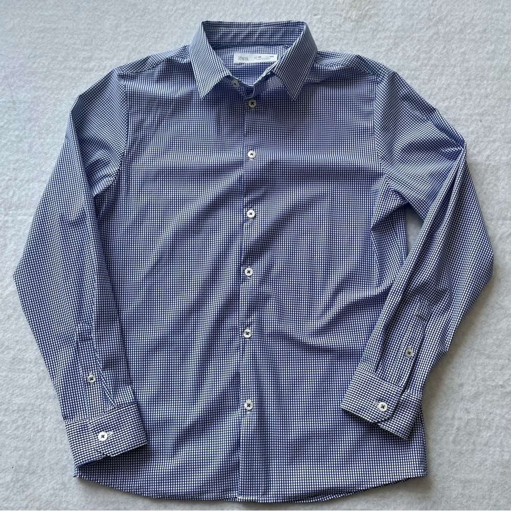Zara Boys Dress Shirt Button Down Long Sleeve Blue and White Size 10